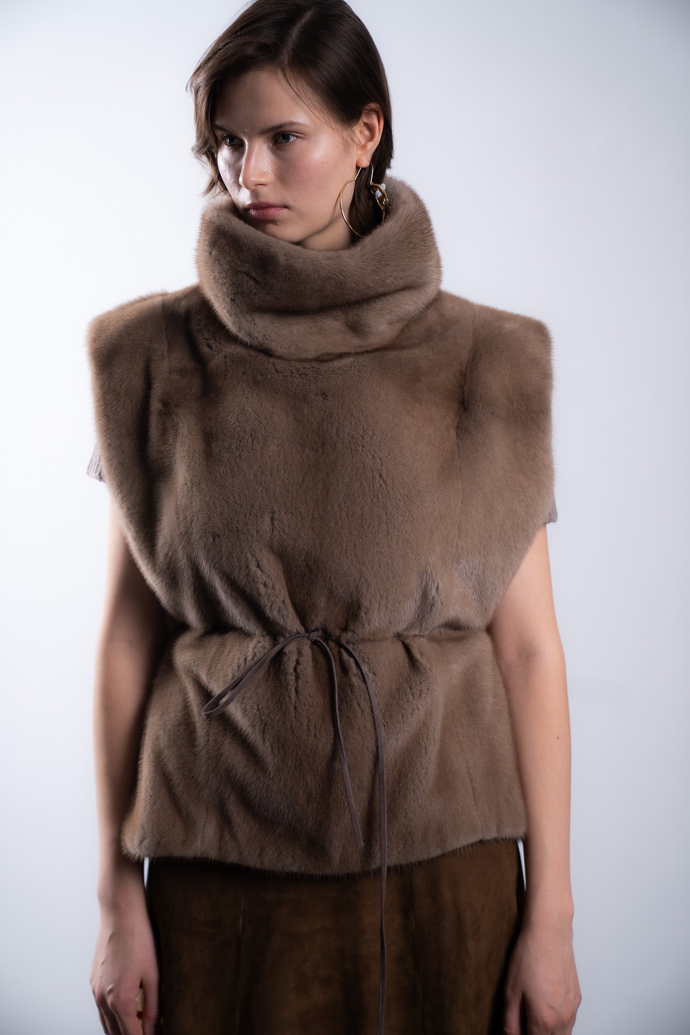 Vest Grey Mink 50 cm