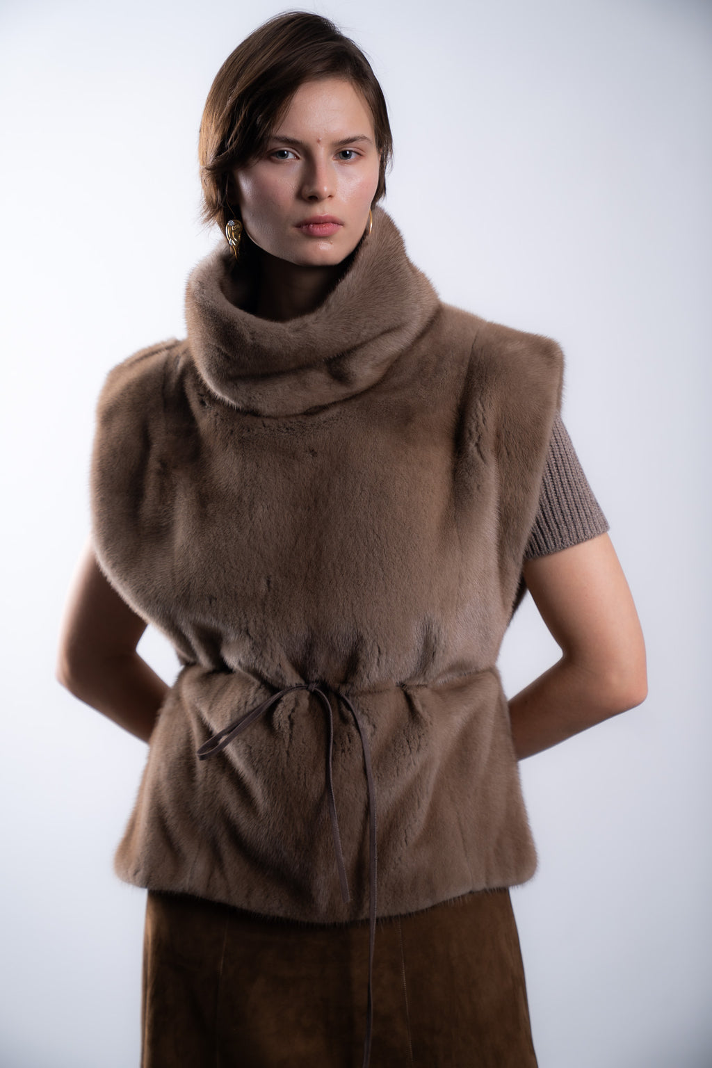 Vest Grey Mink 50 cm