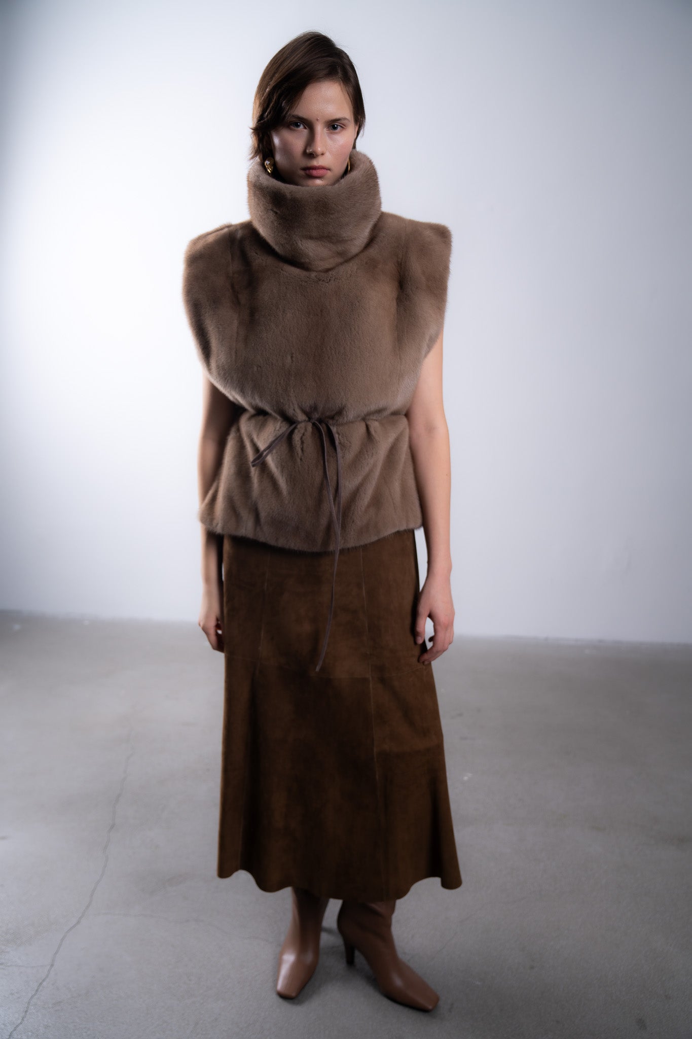 Vest Grey Mink 50 cm